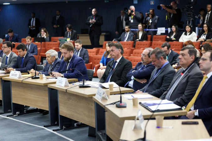 Jair Bolsonaro, geberal Heleno e seus advogados