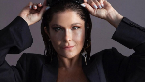 A atriz Samara Felippo