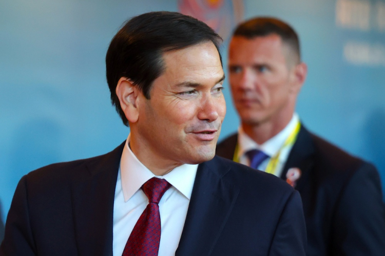 Rússia propõe aos EUA ‘nova ideia’ sobre a Ucrânia após ataque maciço a Kiev, diz Marco Rubio