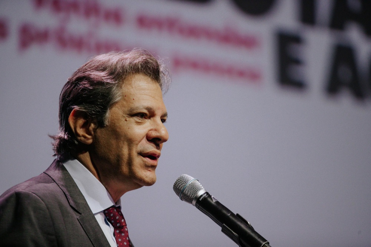 Haddad reforça prerrogativa de Lula sobre IOF e critica isenção a bets