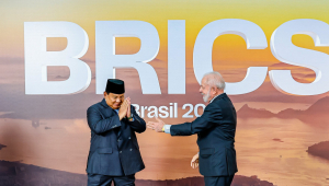 Cerimônia oficial de chegada dos Chefes de Estado e de Governo 06.07.2025 - Presidente da Indonésia, Prabowo Subianto e o Presidente da República, Luiz Inácio Lula da Silva, durante a Cerimônia oficial de chegada dos Chefes de Estado e de Governo, no Museu de Arte Moderna (MAM). Rio de Janeiro - RJ. Foto: Ricardo Stuckert / PR