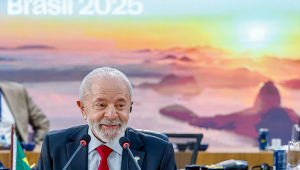 residente da República, Luiz Inácio Lula da Silva, durante a sessão plenária “Paz e Segurança e Reforma da Governança Global”, no Museu de Arte Moderna (MAM)