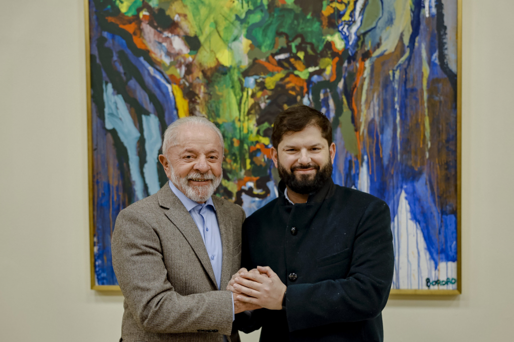 Gabriel Boric recebe líderes de esquerda no Chile em meio à tensão comercial entre o Brasil e os EUA