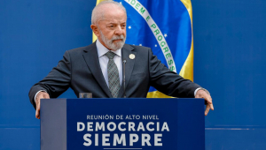 Presidente da República, Luiz Inácio Lula da Silva, durante declaração conjunta à imprensa. Palácio de La Moneda, Santiago - Chile. Foto: Ricardo Stuckert / PR