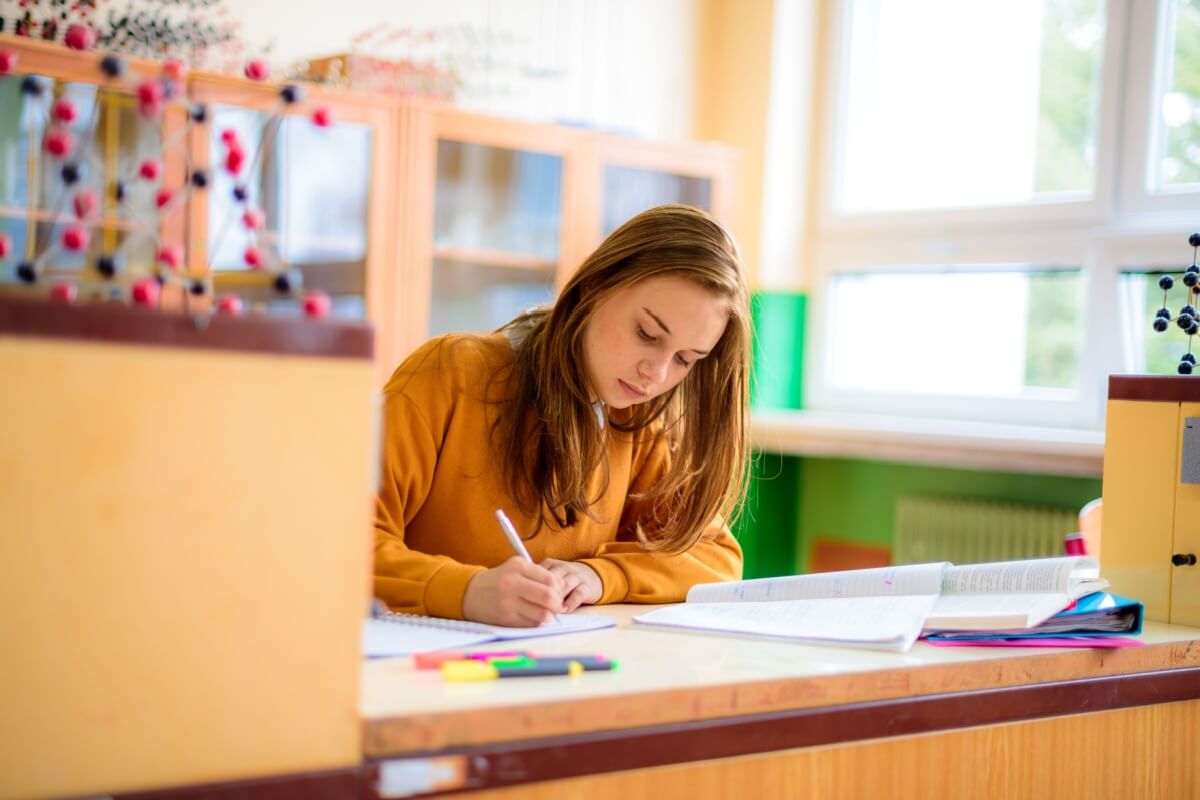 Entender a aplicação da química no dia a dia é essencial para se dar bem na prova de Ciências da Natureza do Enem 