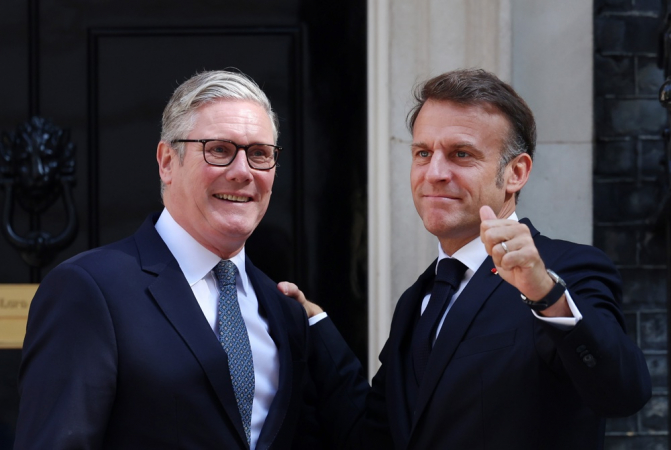 Keir Starmer e Emmanuel Macron