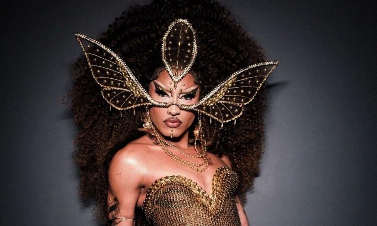 ‘Viver de drag não é fácil, e só com três anos já entrar no programa, é uma realização’, exalta Adora Black, do Drag Race Brasil