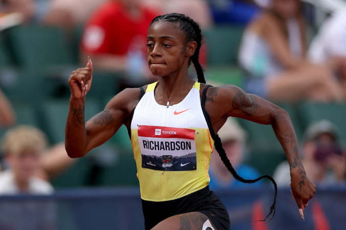 Sha'Carri Richardson compete na prova dos 100 m feminino da Nike durante o Campeonato Norte-Americano de Atletismo de 2025