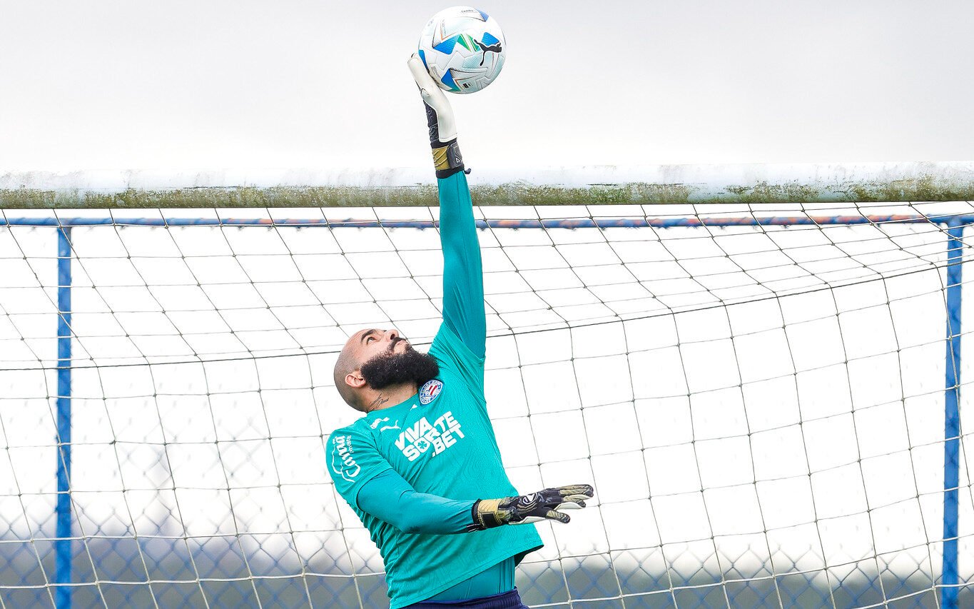 Danilo Fernandes em treino do Bahia 
