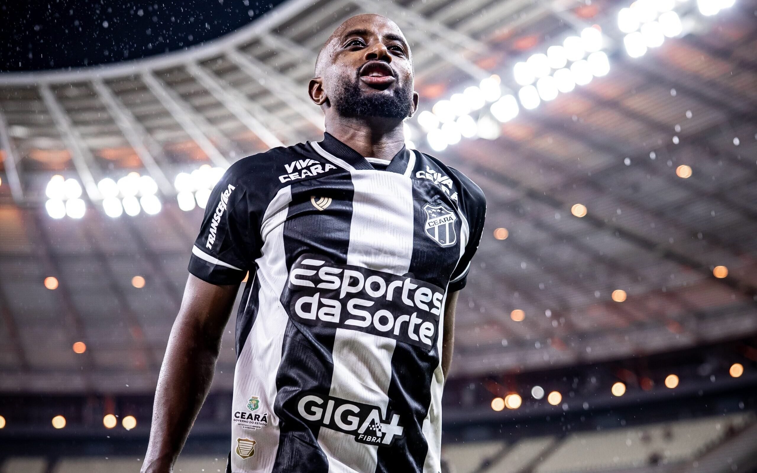 Dieguinho, do Ceará, em partida contra o Fortaleza 