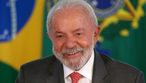 Lula sanciona lei que proíbe teste de cosméticos em animais