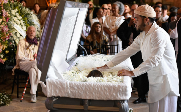 VELÓRIO DA PRETA GIL NO THEATRO MUNICIPAL