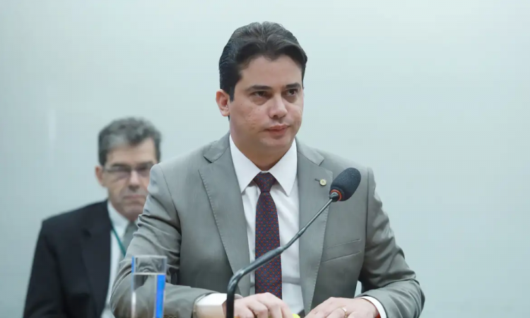 Deputado nega envolvimento com suposto desvio de recursos públicos de município