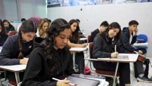 Começam nesta segunda-feira as inscrições do Fies para o 2º semestre São 44 mil vagas para financiar graduação em faculdades privadas