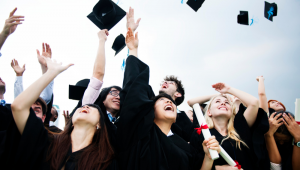 Diploma digital passa a ser obrigatório no Brasil: veja o que muda