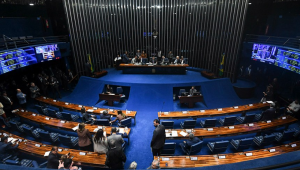 Em primeiro turno, Senado aprova PEC que muda regras dos precatórios