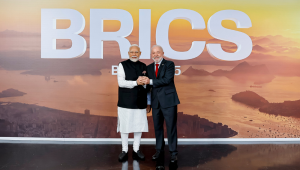 06.07.2025 - Cerimônia oficial de chegada dos Chefes de Estado e de Governo 06.07.2025 - Primeiro-Ministro da Índia, Narendra Modi e o Presidente da República, Luiz Inácio Lula da Silva, durante a Cerimônia oficial de chegada dos Chefes de Estado e de Governo, no Museu de Arte Moderna (MAM). Rio de Janeiro - RJ. Foto: Ricardo Stuckert / PR