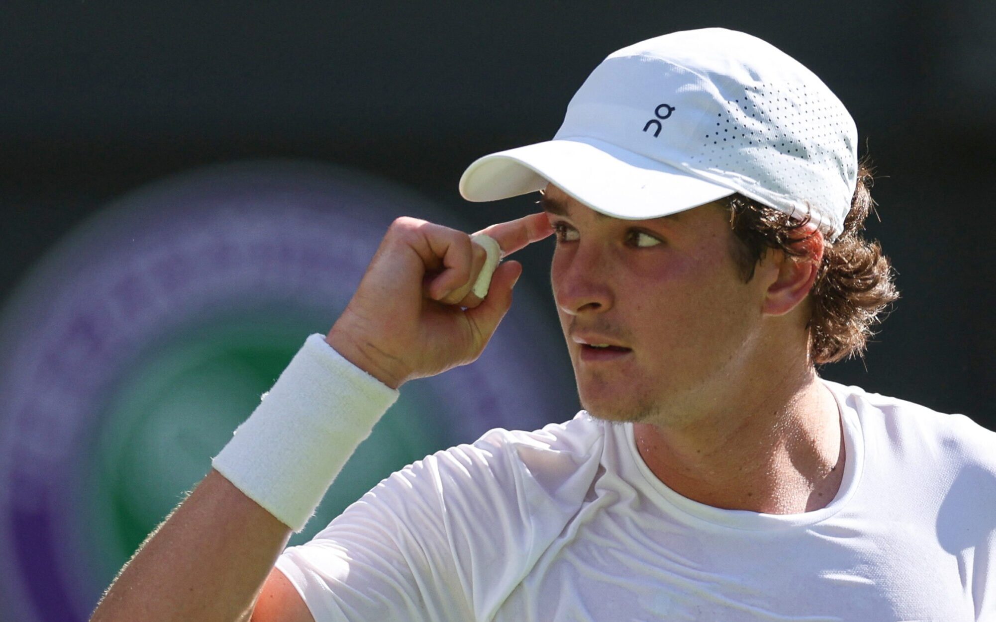 João Fonseca em uma das vitórias em Wimbledon 