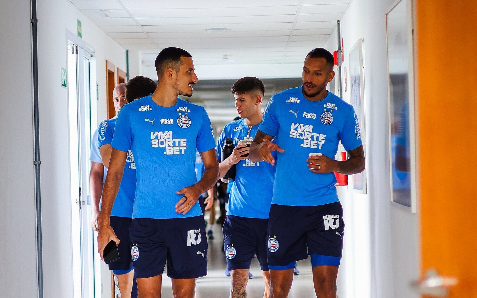 Jogadores do Bahia no CT Evaristo de Macedo