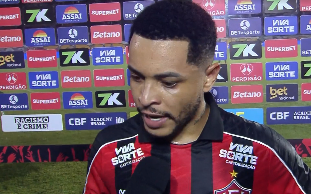 Indignado, Matheuzinho detona time do Vitória: ‘É incrível como a gente erra’ 3 Matheuzinho em entrevista após eliminação contra o Confiança