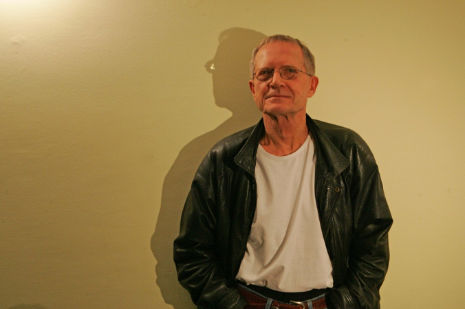 O crítico de cinema, Jean-Claude Bernardet, relança o livro "Brasil em Tempo de Cinema"