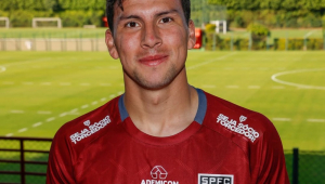 Gonzalo Tapia com a camisa do São Paulo