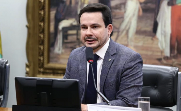 Capitão Alberto Neto