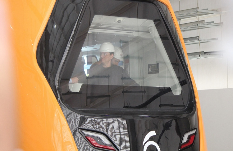 Governo de São Paulo entrega primeiro trem da Linha 6-Laranja do Metrô