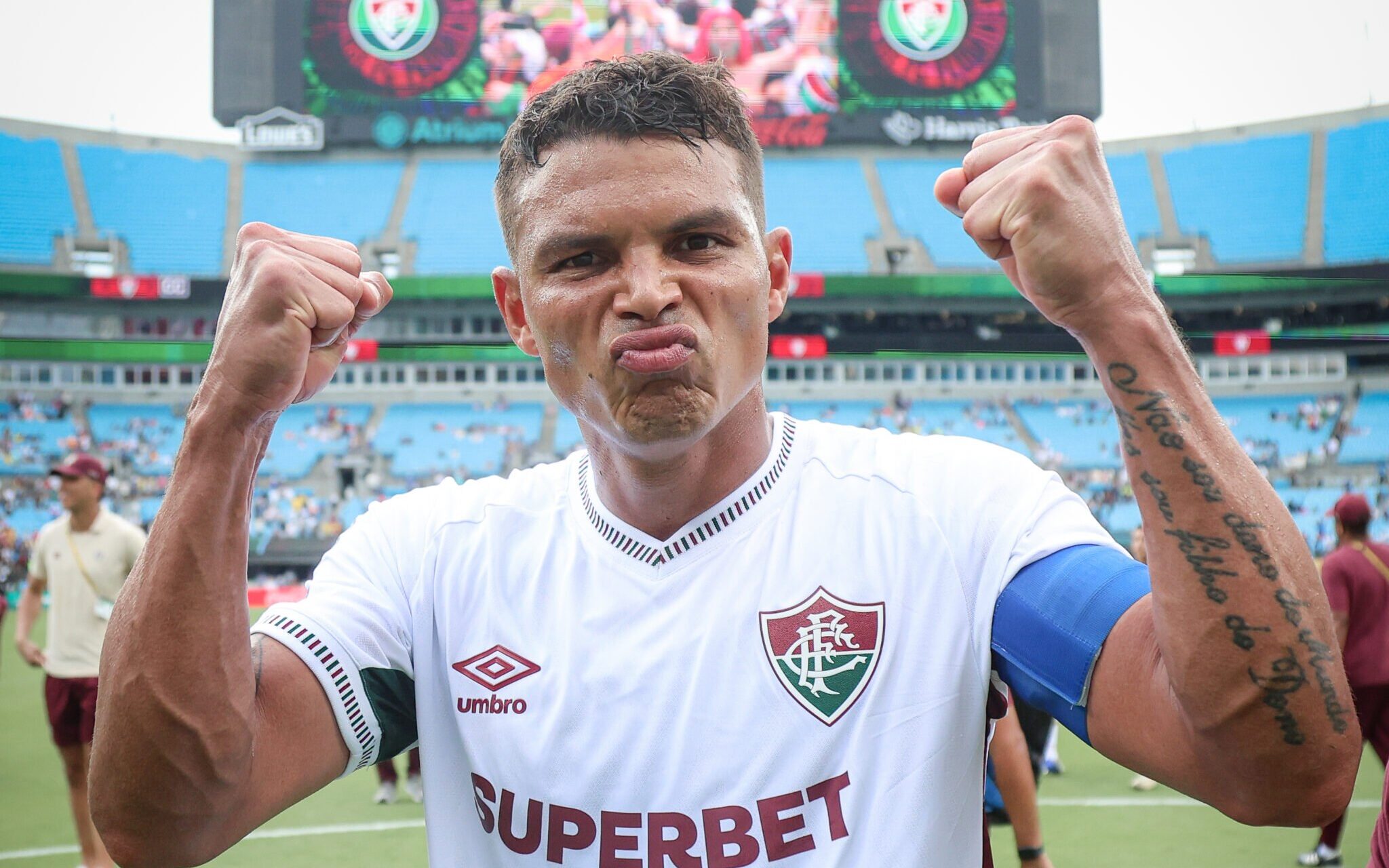 Thiago Silva é a liderança que sustenta o Fluminense