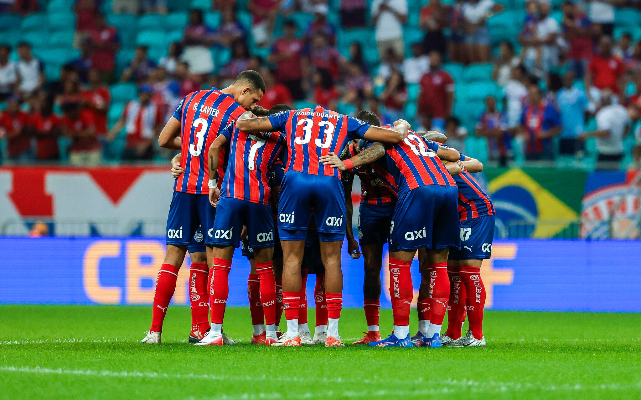 Time do Bahia reunido antes de enfrentar o Juventude 
