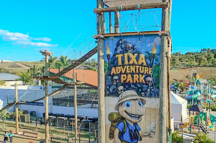 Tixa Adventure- cirucluito de tirolesa e arvorismo