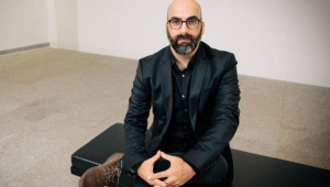 Valter Hugo Mãe é confirmado em mesa extra da Flip 2025