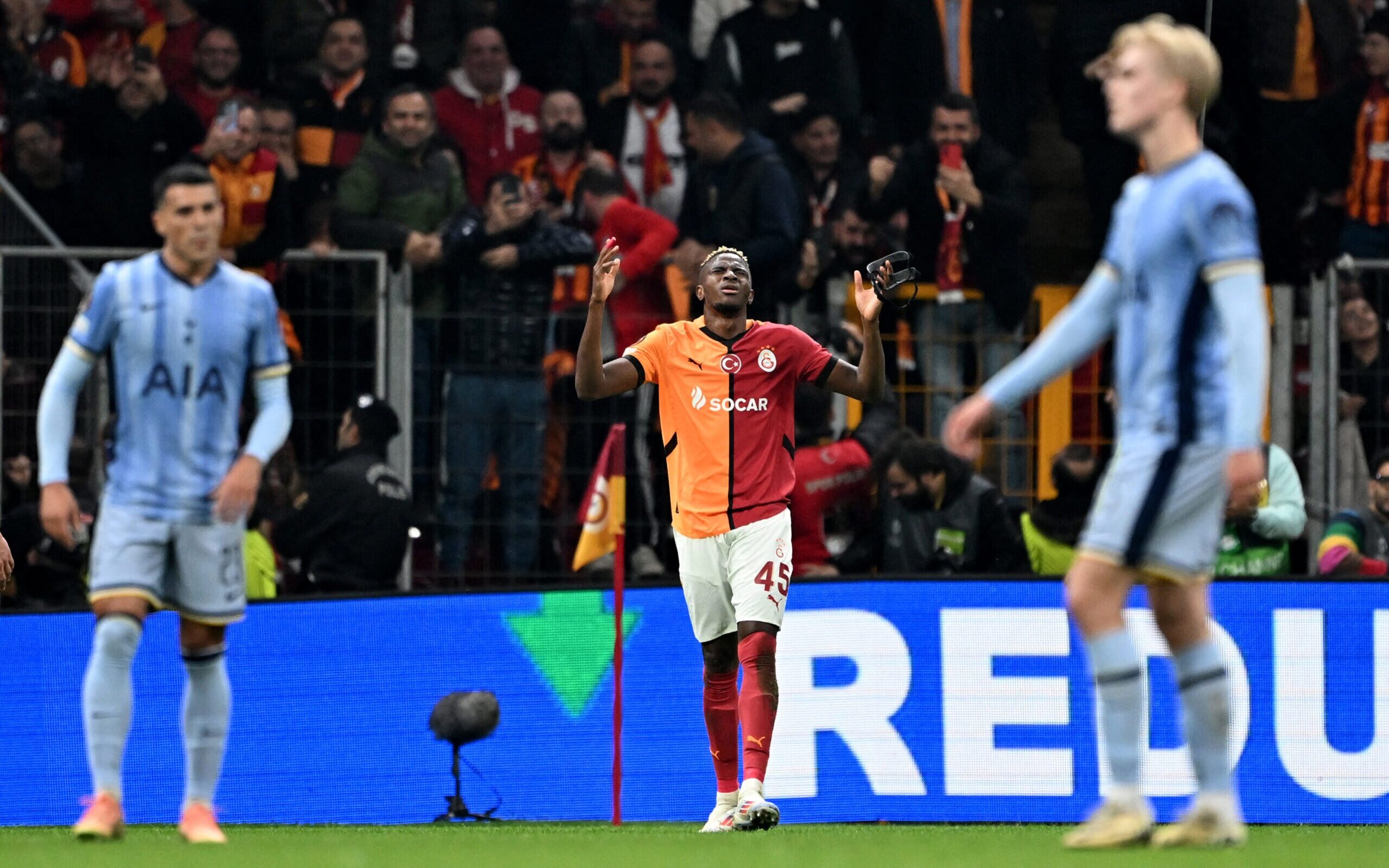 Victor Osimhen em ação pelo Galatasaray na Europa League 2024/25 