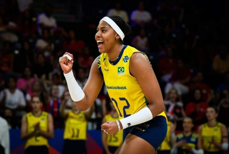 Ana Cristina tem lesão no joelho detectada e preocupa para finais da Liga das Nações de Vôlei