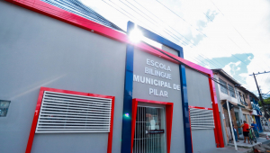 Escola bilíngue