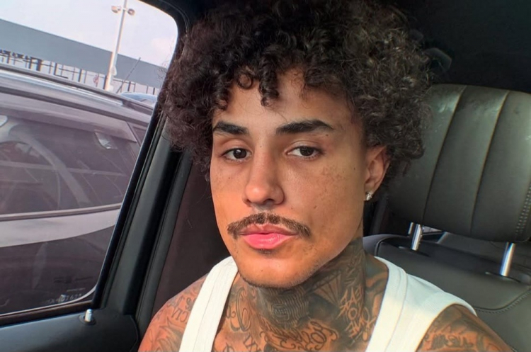 Com dores após acidente com moto, MC Livinho deixa o ‘Dança dos Famosos’