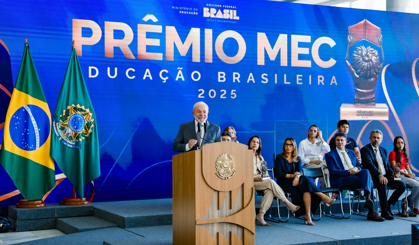 Cerimônia de entrega do Prêmio MEC da Educação Brasileira Presidente da República, Luiz Inácio Lula da Silva, durante cerimônia de entrega do Prêmio MEC da Educação Brasileira . Palácio do Planalto, Brasília - DF. Foto: Ricardo Stuckert / PR