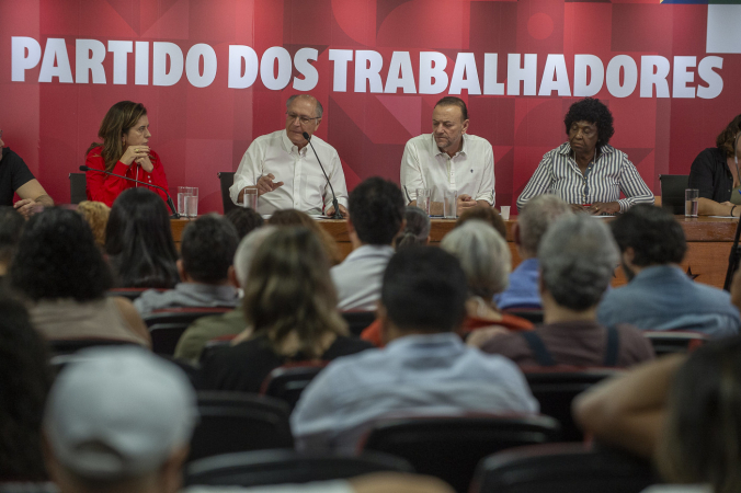 O vice-presidente Geraldo Alckmin (PSB) participa de reunião do Diretório Nacional do Partido dos Trabalhadores
