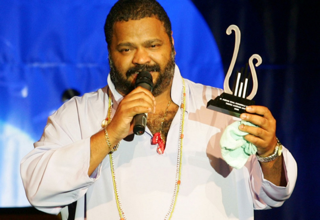Morre no Rio, aos 66 anos, o cantor, compositor e multi-instrumentista Arlindo Cruz
