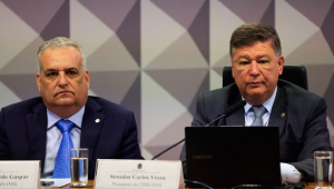 Oposição derrota governo e cúpula do Congresso e elege presidente da CPMI do INSS