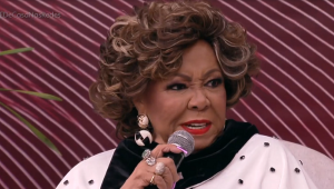 Alcione pede a Trump para ‘deixar o Brasil em paz’ e diz que fará ‘macumbinha’ para americano