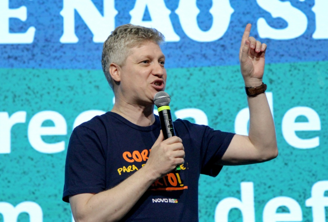 O deputado federal Marcel Van Hattem (Novo-RS) fez duras críticas ao atual governo durante evento de lançamento da pré-candidatura do governador de Minas Gerais, Romeu Zema, para presidente do Brasil