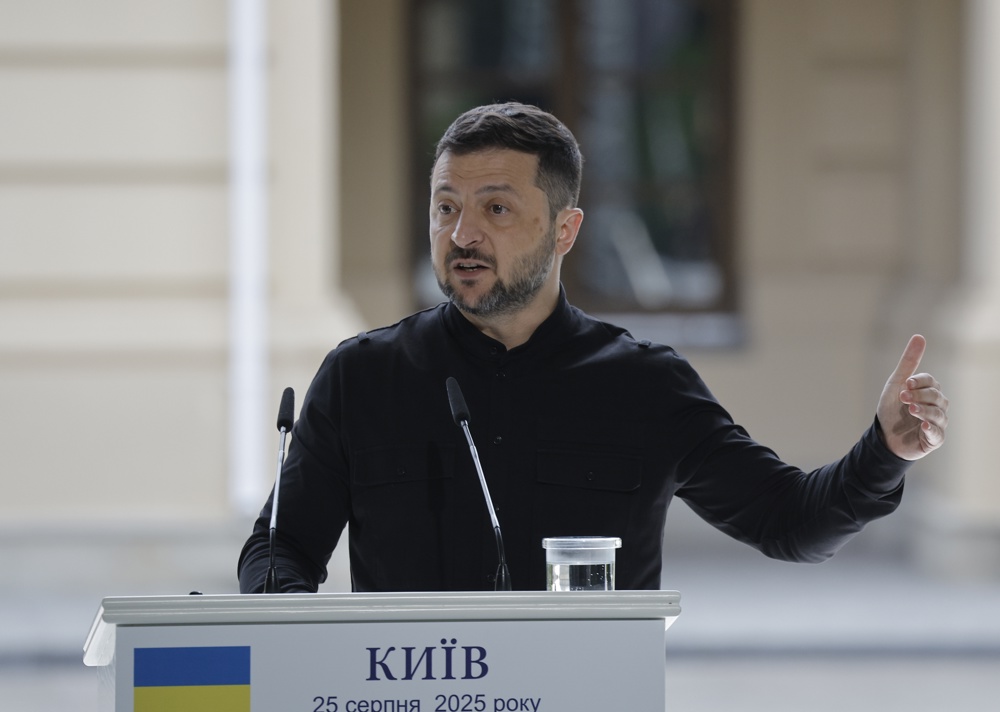 Autoridades ucranianas se reunirão com membros do governo Trump na sexta-feira, diz Zelensky