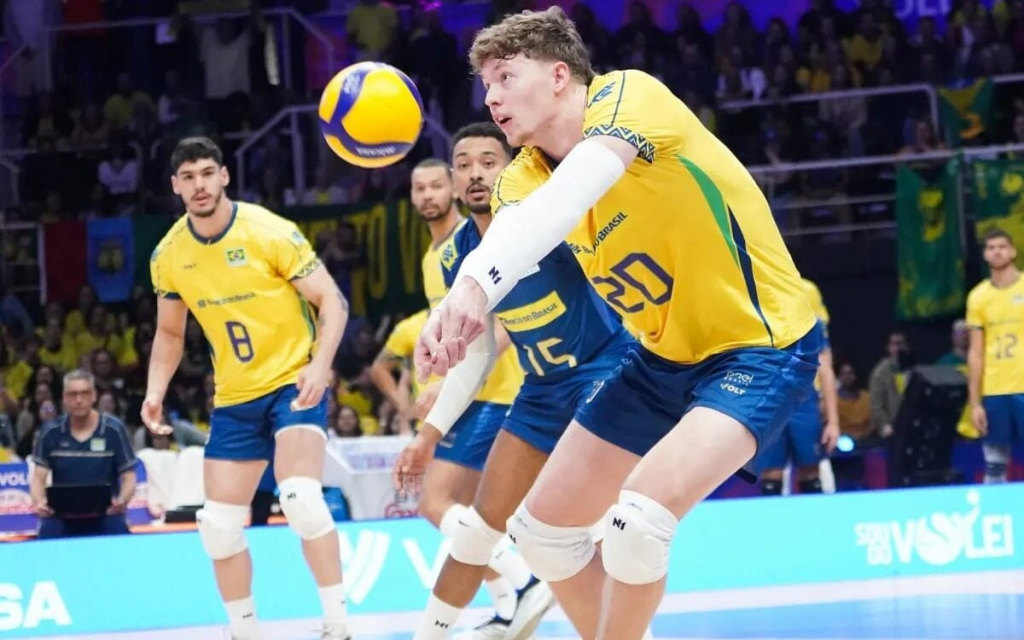 Seleção masculina de vôlei disputa torneio preparatório antes do Mundial