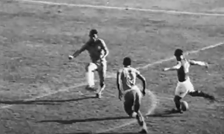 Lance da partida entre Brasil e Iugoslávia, pela Copa de 1954