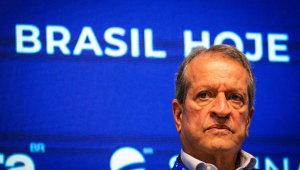 Valdemar Costa Neto participa do painel Lideranças partidárias e o cenário eleitoral nesta segunda (25)