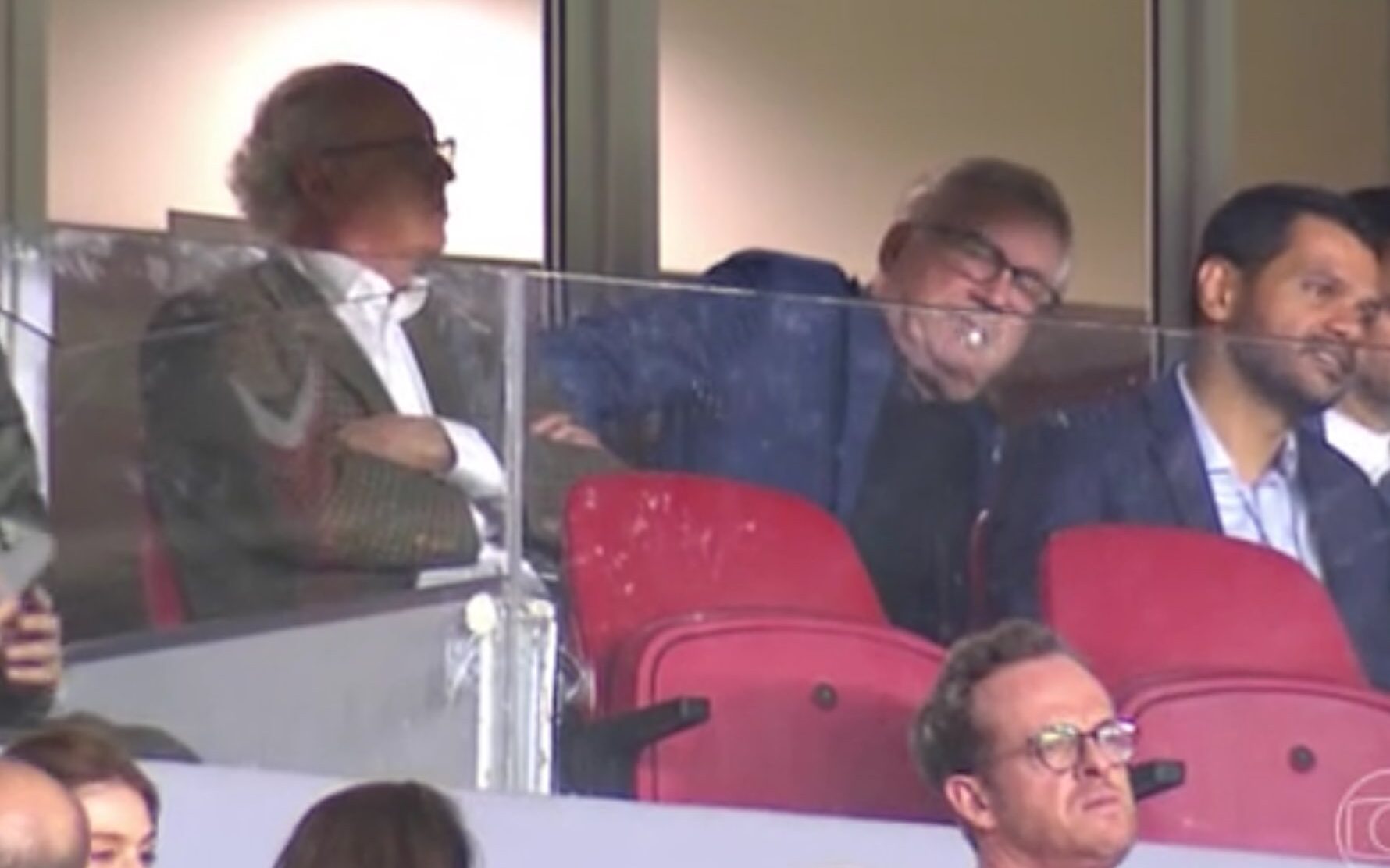 Falcão e Ancelotti assistem ao jogo entre Inter e Flamengo no Beira-Rio 