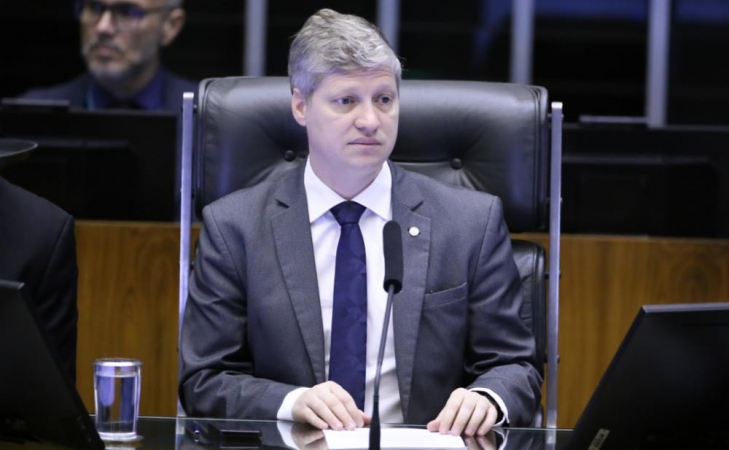 PP ameaçou retirar apoio caso Van Hatten não liberasse a cadeira de Hugo Motta