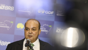 O governador do DF, Ibaneis Rocha, durante a 16ª Reunião do Fórum Nacional de Governadores.