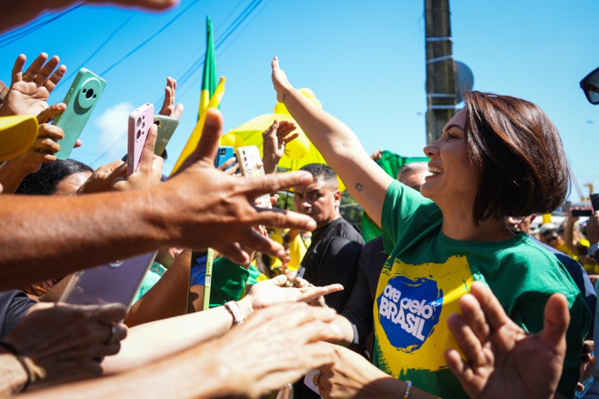 Michelle Bolsonaro participa de manifestação em apoio a Jair Bolsonaro em Belém (PA).